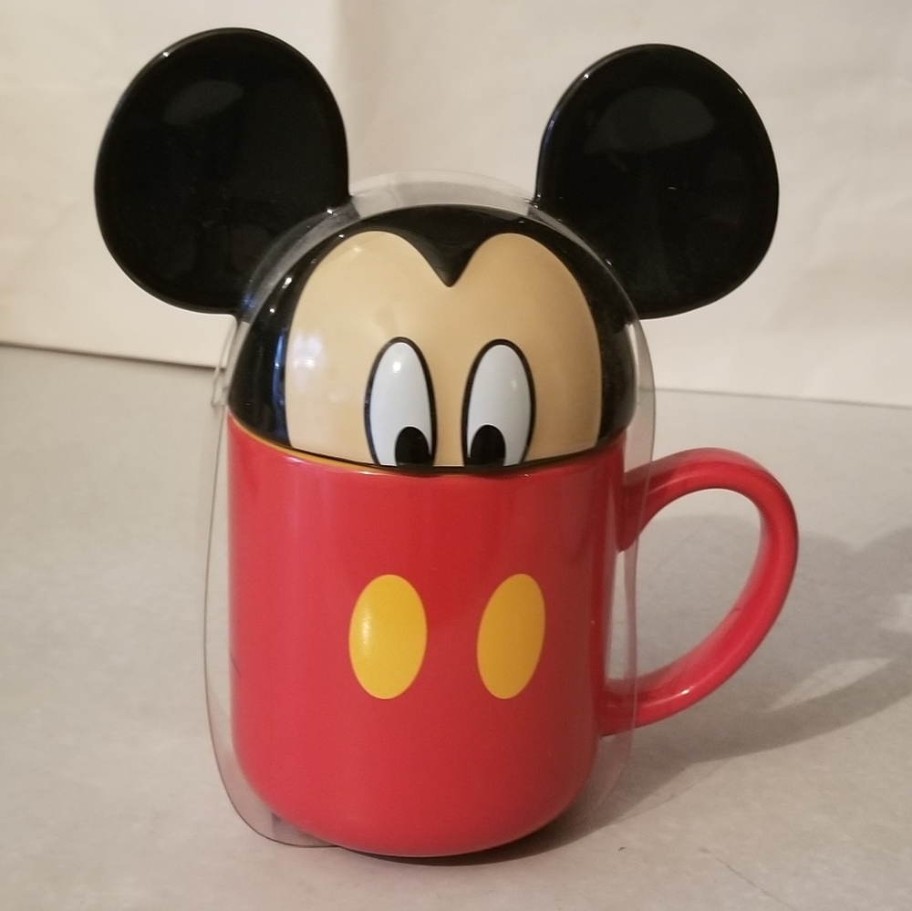 NEW DISNEY MICKEY MOUSE MUG